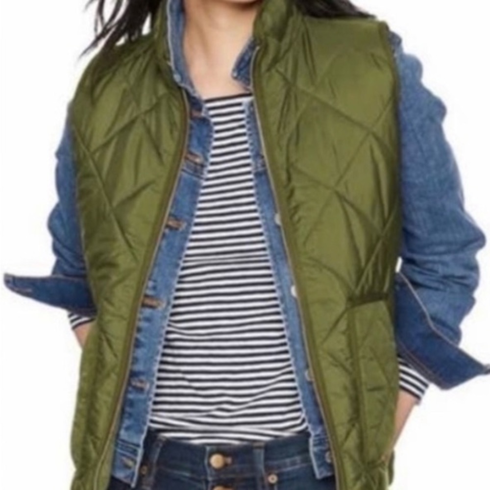 J Crew Mercantile Quilted Vest in Olive Sz. Small